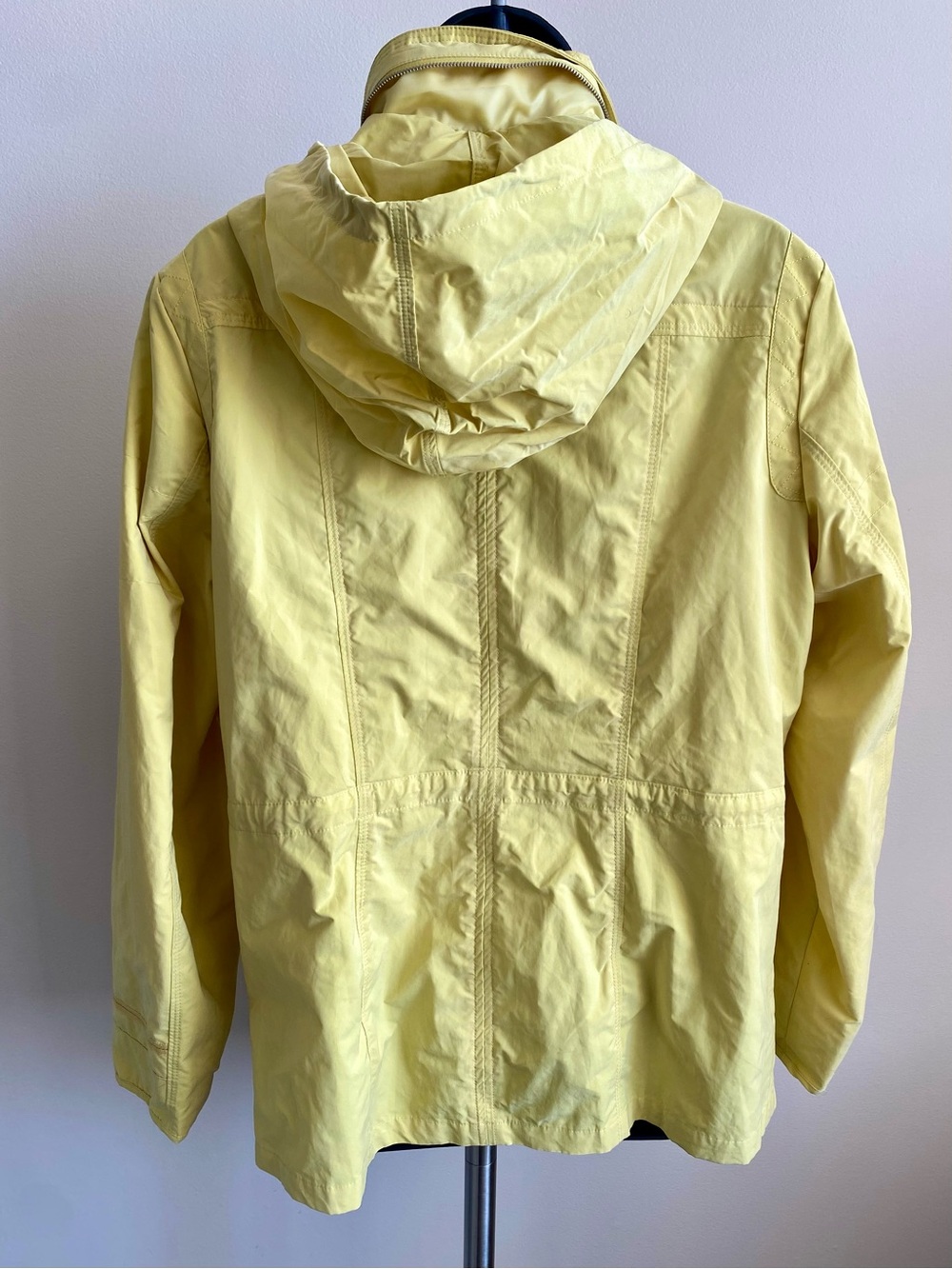 Vintage pale yellow jacket outdoors utility raincoat - Picture 5 of 10